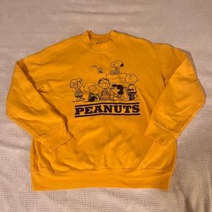 Peanuts Charlie Brown yellow Y2K mock neck sweatshirt